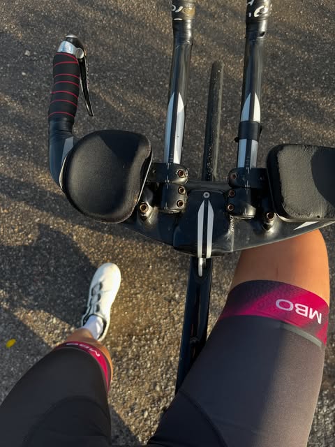 Rider's view over time-trial aero bars